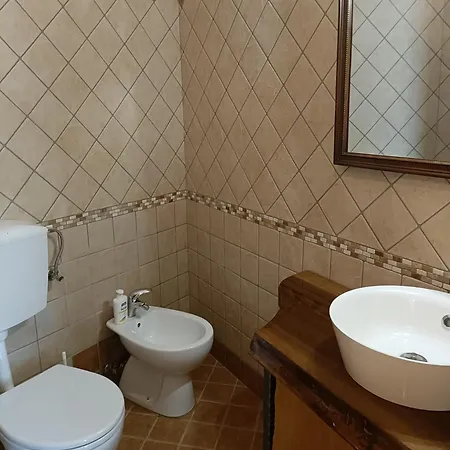 Feriehus Casa Per 6 Persone Con Giardino E Portico Galižana
