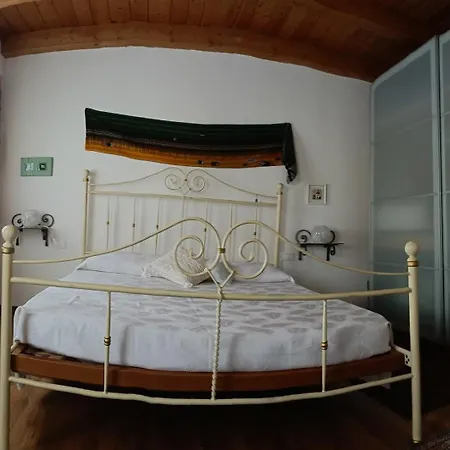 Casa Per 6 Persone Con Giardino E Portico Casa vacanze