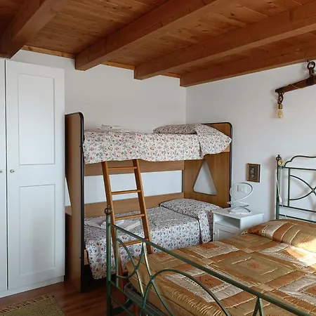 Casa Per 6 Persone Con Giardino E Portico * Galižana